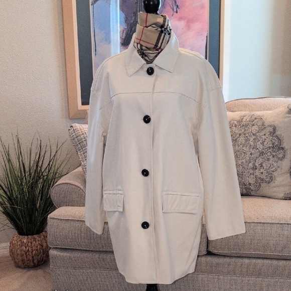 Oversized Cream Coat Faux Leather  with Black Buttons - Picture 3 of 12
